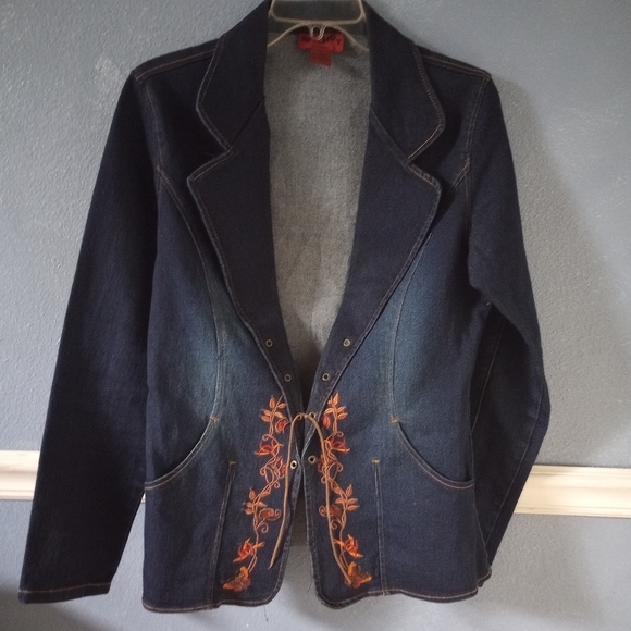 Too Hot Denim Stretch Jacket - Picture 3 of 6